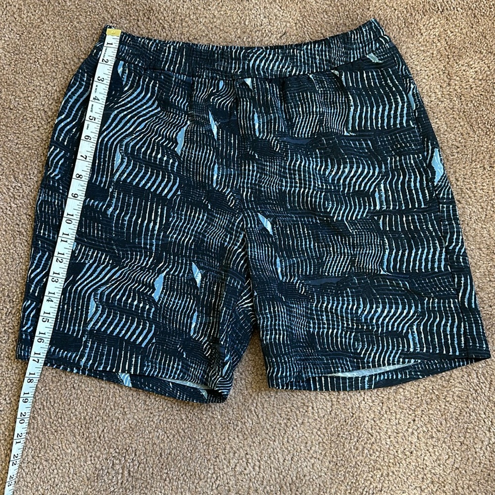 Men’s Outdoor Voices shorts
